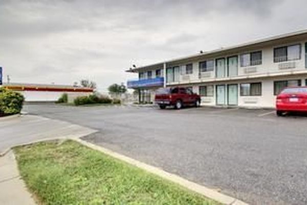 Motel 6 Manhattan